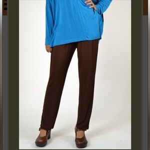 Bryn Walker Long Sunday Full Length Simple Knit Lagen Look Pants in Brown